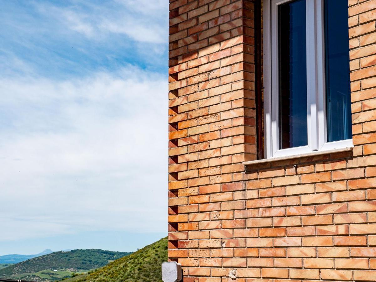 Girastrittue Colobraro Hotel Exterior photo
